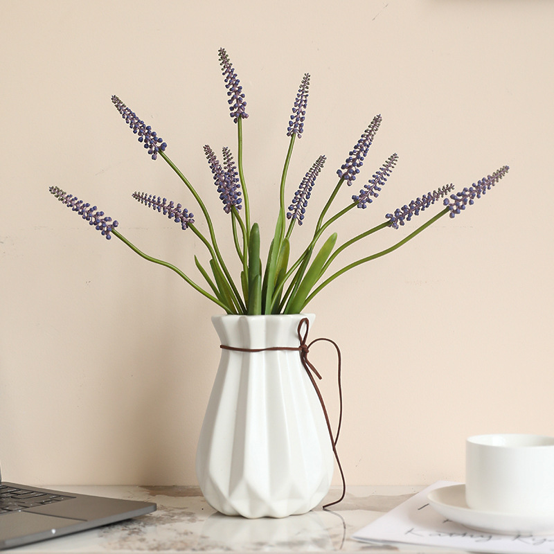 Simulation Single Stem Grape Hyacinth Nordic Fresh Home Soft Decoration Floral Decorative Flower Arrangement Simulation Polyester Ribbon