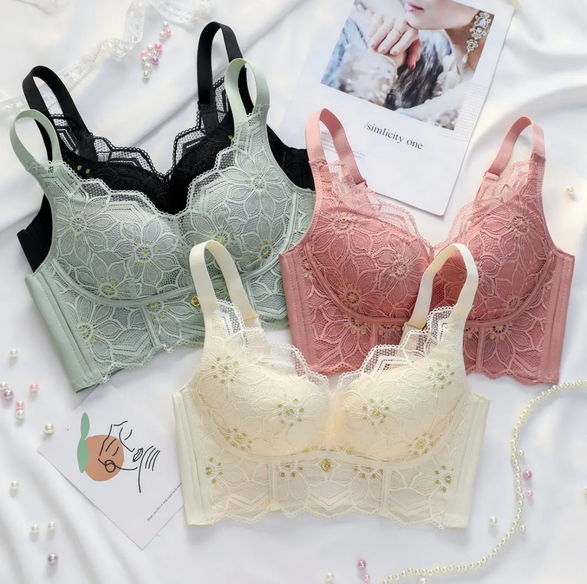 爆款蕾丝聚拢内衣女无钢圈收副乳上托文胸厚薄款式调整型胸罩