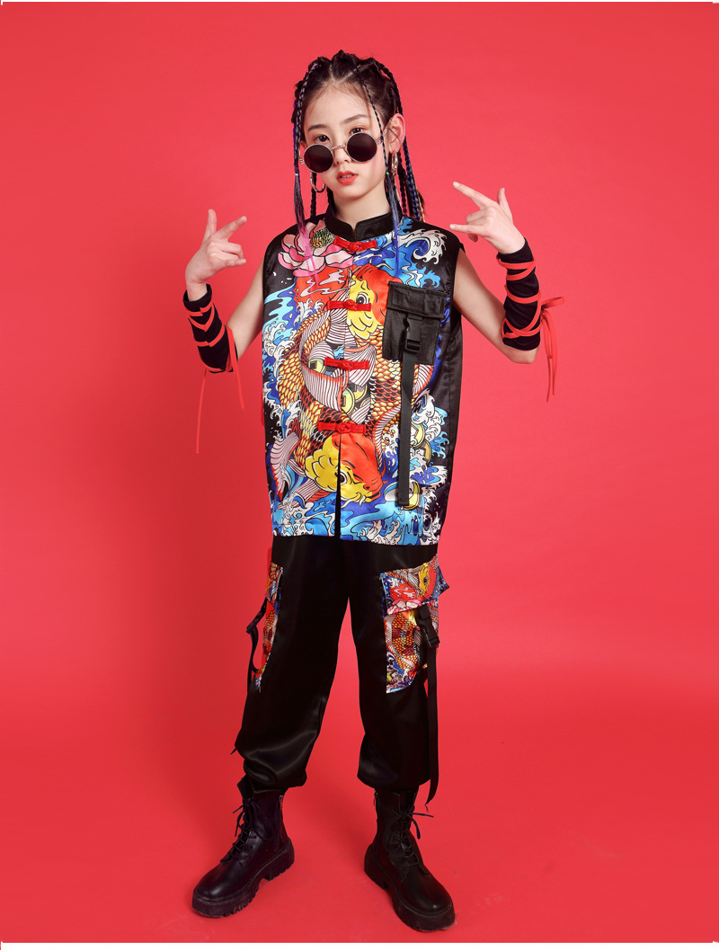 少儿国潮走秀表演服新款复古套装儿童中国风嘻哈街舞爵士舞演出服