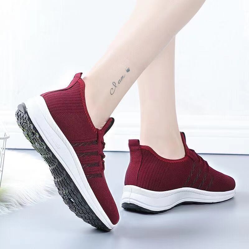 Spring and Autumn Women's Breathable Casual Sneakers Women's Running Walking Shoes Mother's Shoes Comfortable Stall Shoes Wholesale Foreign Trade