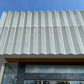 度假酒店外墙圆形白色防水镂空雕花板墙面装饰造型冲孔铝单板