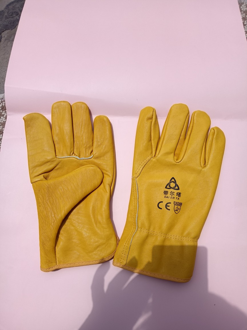 羊皮电焊手套焊工氩弧焊机械工地搬运耐磨隔热焊接柔软皮劳保手套
