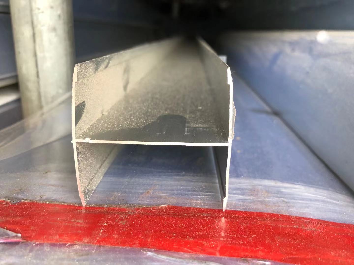 无尘车间铝合金铝材厂家c型铝槽彩钢板铝型材铝型槽地槽净化铝材