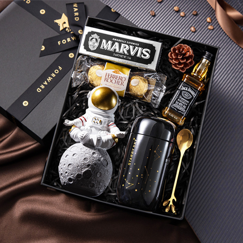 伴郎伴手礼高端男士礼盒结婚实用婚礼男生伴娘高档新郎创意送礼物