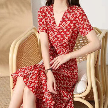 红色连衣裙新款春夏季女装大码气质中年妈妈碎花长裙子