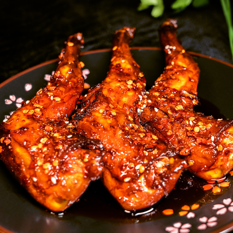 麻辣五香兔腿自贡特产手撕五香冷吃兔肉即食真空下酒下饭批发零售