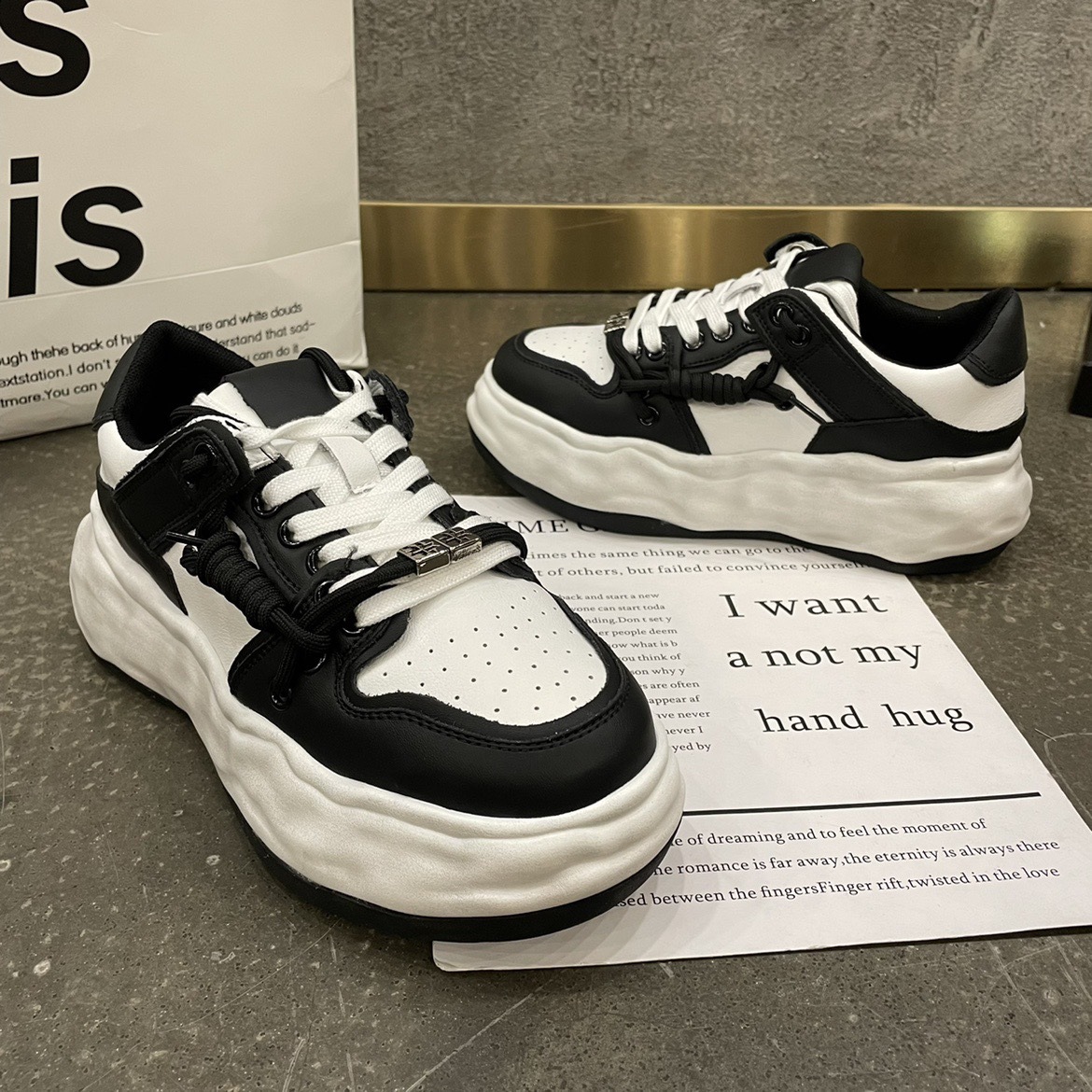 厚底小众溶解运动小白鞋子女ins潮2024年春秋季新款百搭休闲板鞋