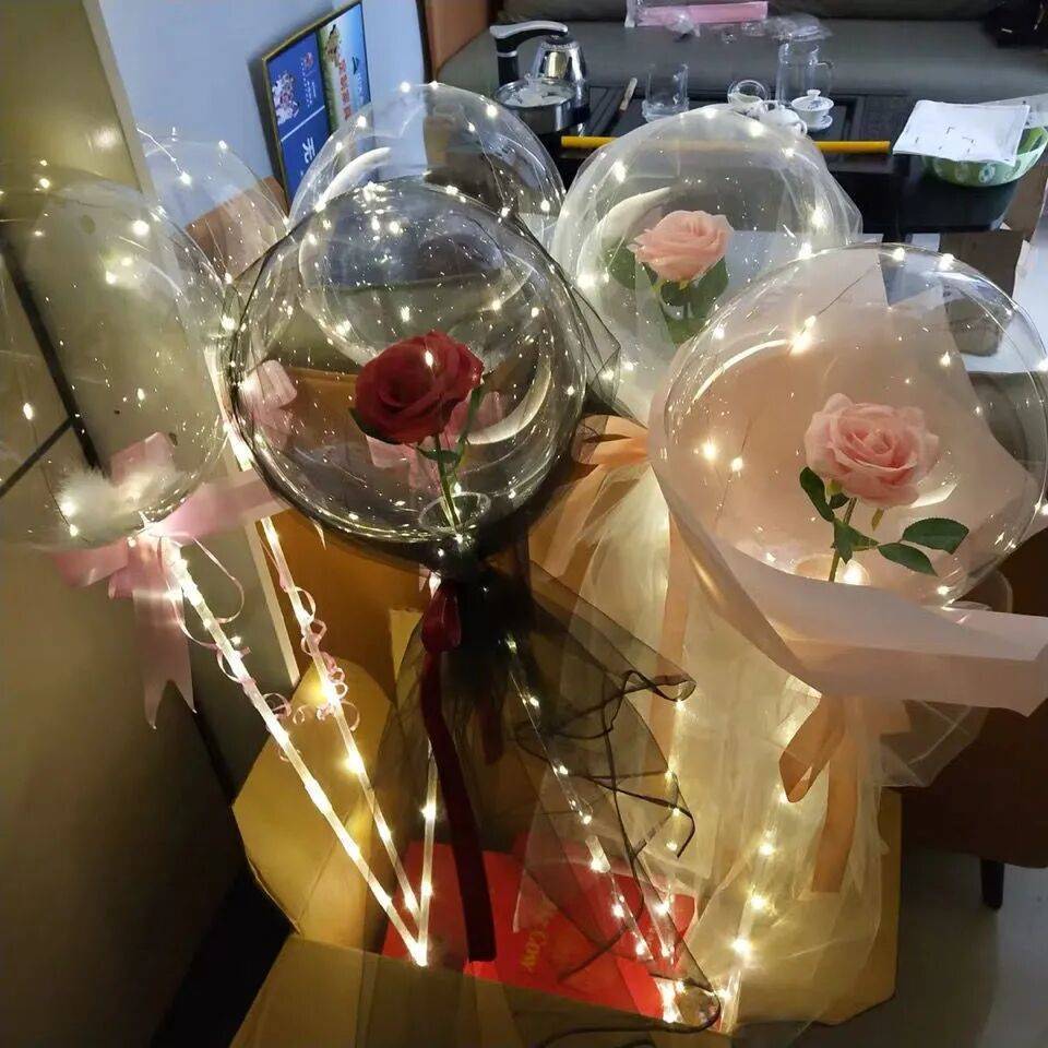 夜市摆摊波波球透明发光玫瑰花带灯网红七夕花束气球情人节小礼物