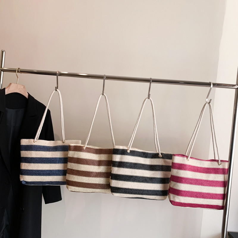 2023 Women's Shoulder Bag Large Capacity Simple Portable Shopping Bag Fashionable Stylish Woven Striped Beach Casual Bag