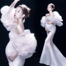 影楼新款孕妇照服装韩系高级感简约纯欲光影氛围孕妈咪写真照服装