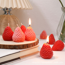 大豆蜡草莓香薰蜡烛批发可爱创意生日伴手礼礼盒套装蜡烛摆件
