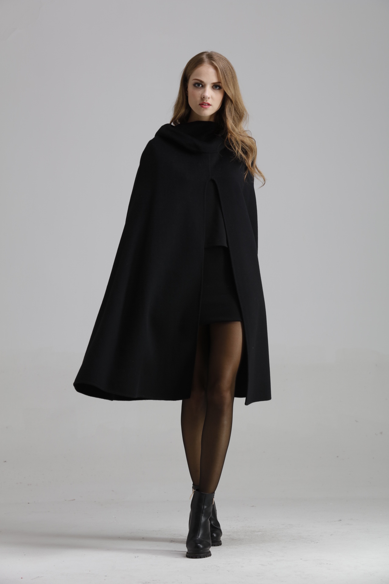 avyon2022秋冬新款手缝双面呢斗篷大衣小批量定制