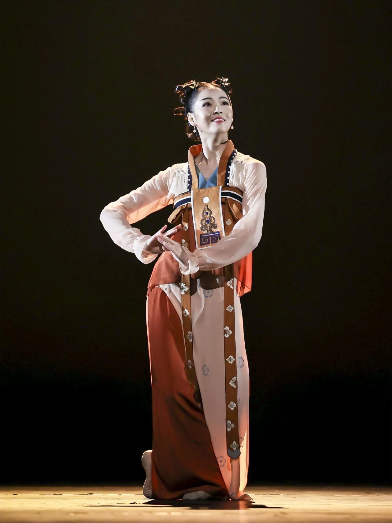 舞裳 飞鸟髻舞蹈 桃李杯舞蹈 舞台演出服装-阿里巴巴