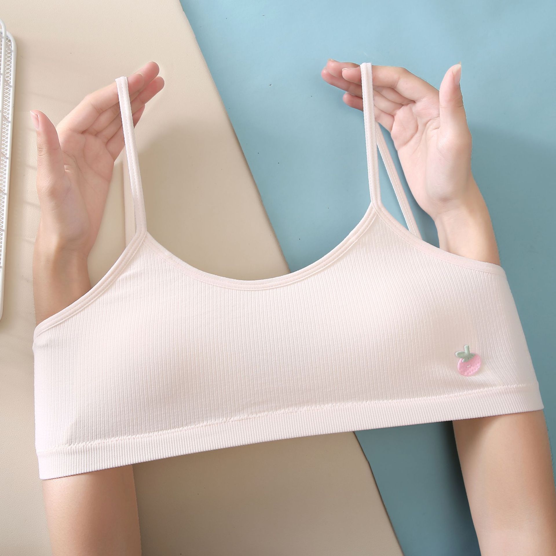 少女青春期一体式固定杯文胸初高中学生无缝发育期内衣女孩小背心