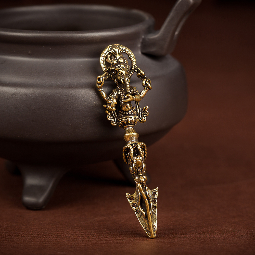 纯黄铜四臂象神金刚降魔杵铜钥匙扣挂件手把件西藏密宗文玩老铜器