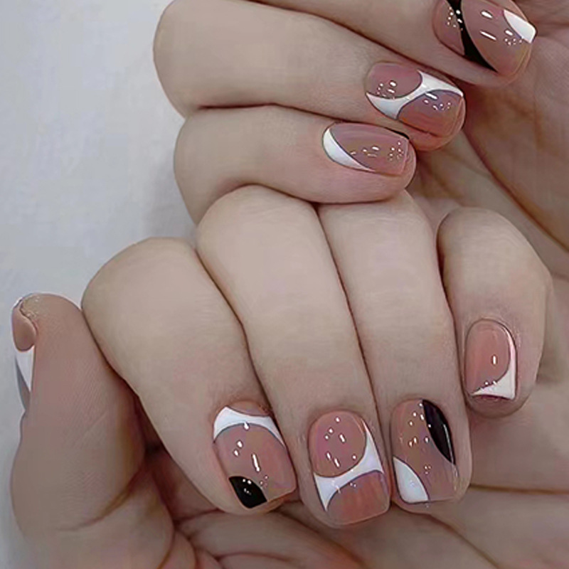 美甲成品可批发假指甲美甲时尚nail穿戴甲短薄美甲片成品黑白拼色