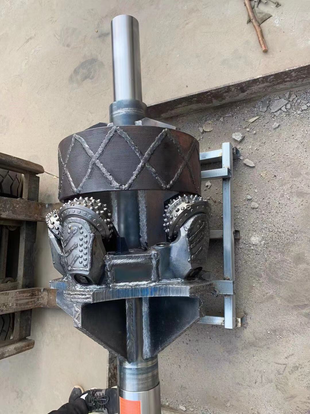 非开挖岩石扩孔器非开挖钻头非开挖挤扩器非开挖钻具