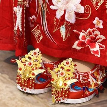 举案齐眉丨七月荷春夏女原创秀禾婚鞋加绒正红凤凰中式新娘绣花鞋