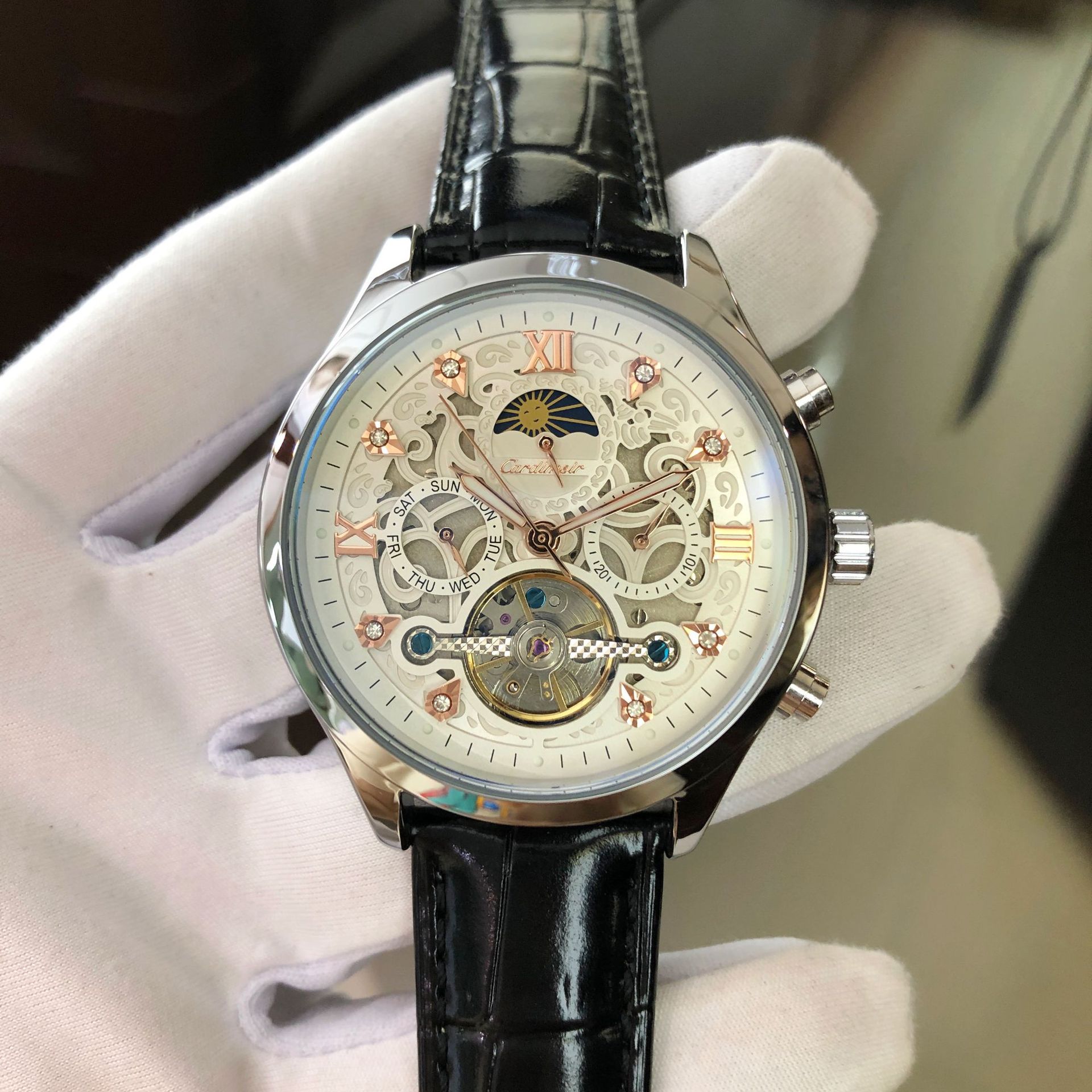 卡帝司探索系列 大表盘男表月相多功能镂空防水休闲飞轮男士腕表