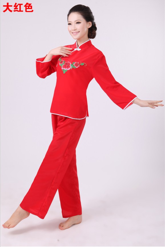 半扣 新款东北大秧歌服女装 民族舞蹈演出腰鼓扇子舞 广场舞服装