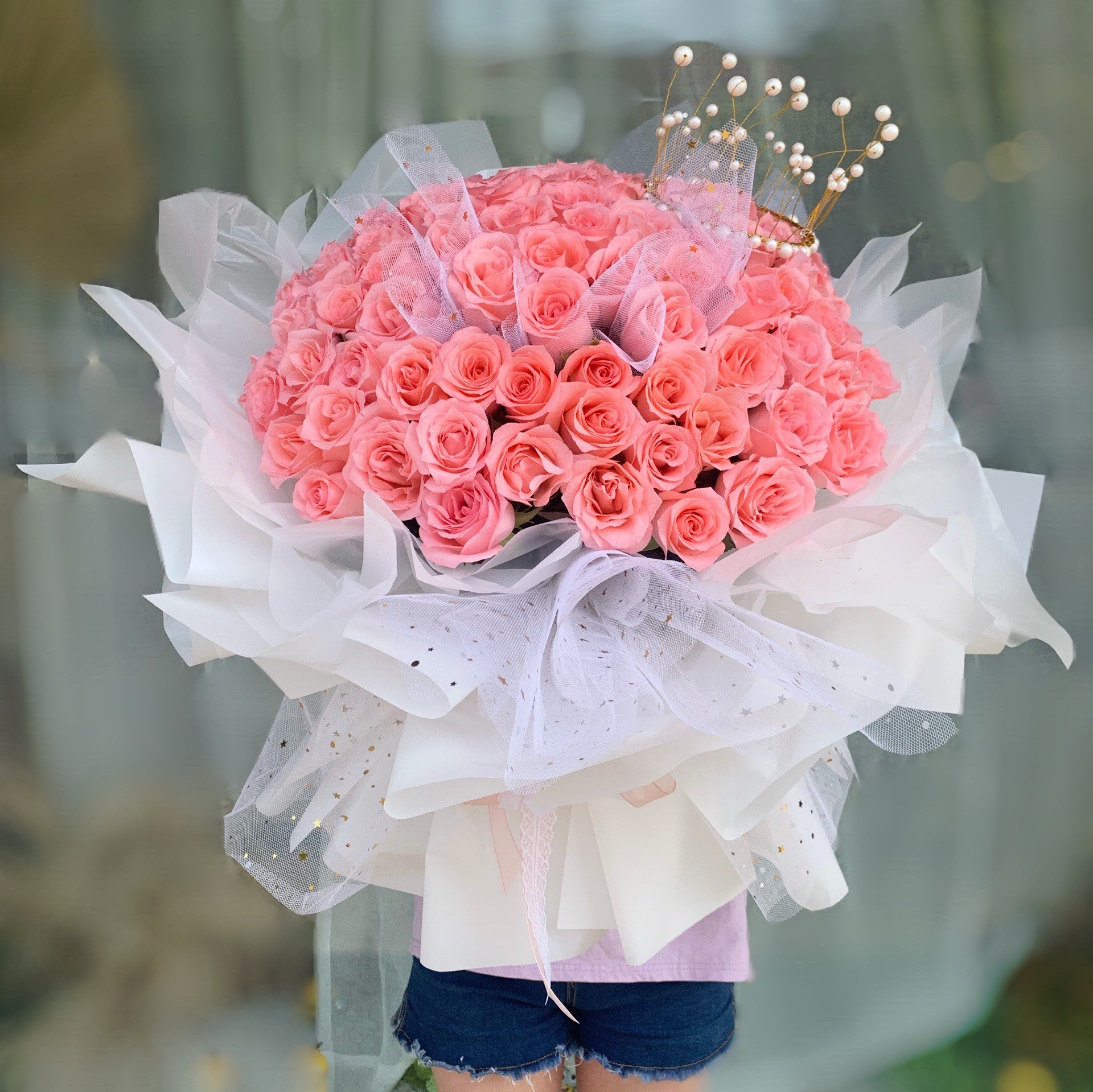 西安鲜花同城速递红玫瑰百合康乃馨生日表白求婚花束礼盒花店配送