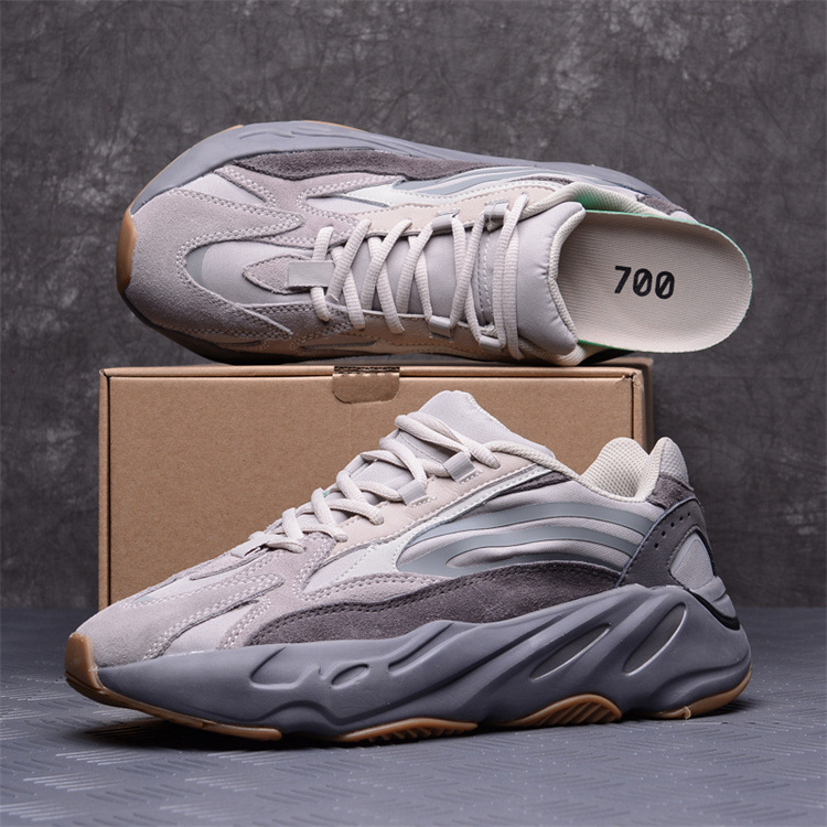 yeezy椰子700v2真爆灰白3m反光莆田高端黑魂运动休闲鞋情侣鞋