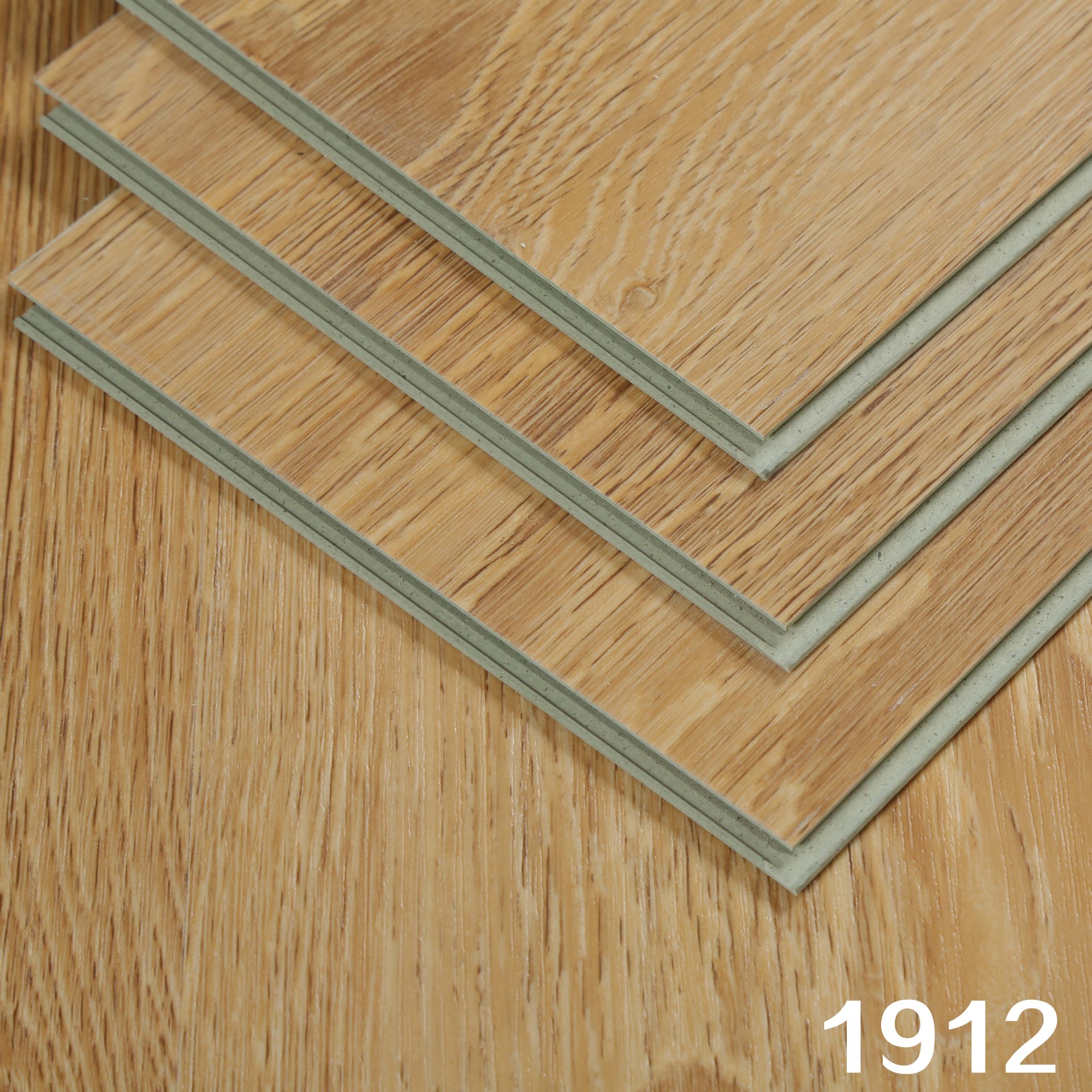 spc地板 pvc锁扣地板地板 家用石塑地板卡扣式塑胶卧室防水环保