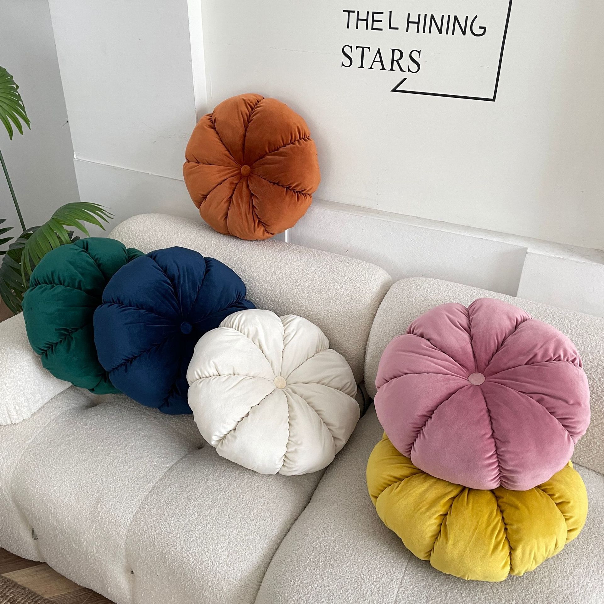 Nordic Instagram Style Netherlands Velvet Eight Pieces Pumpkin Pillow Futon Pleated Sofa Cushion Office Chair Cushion Bay Window Seat Cushions