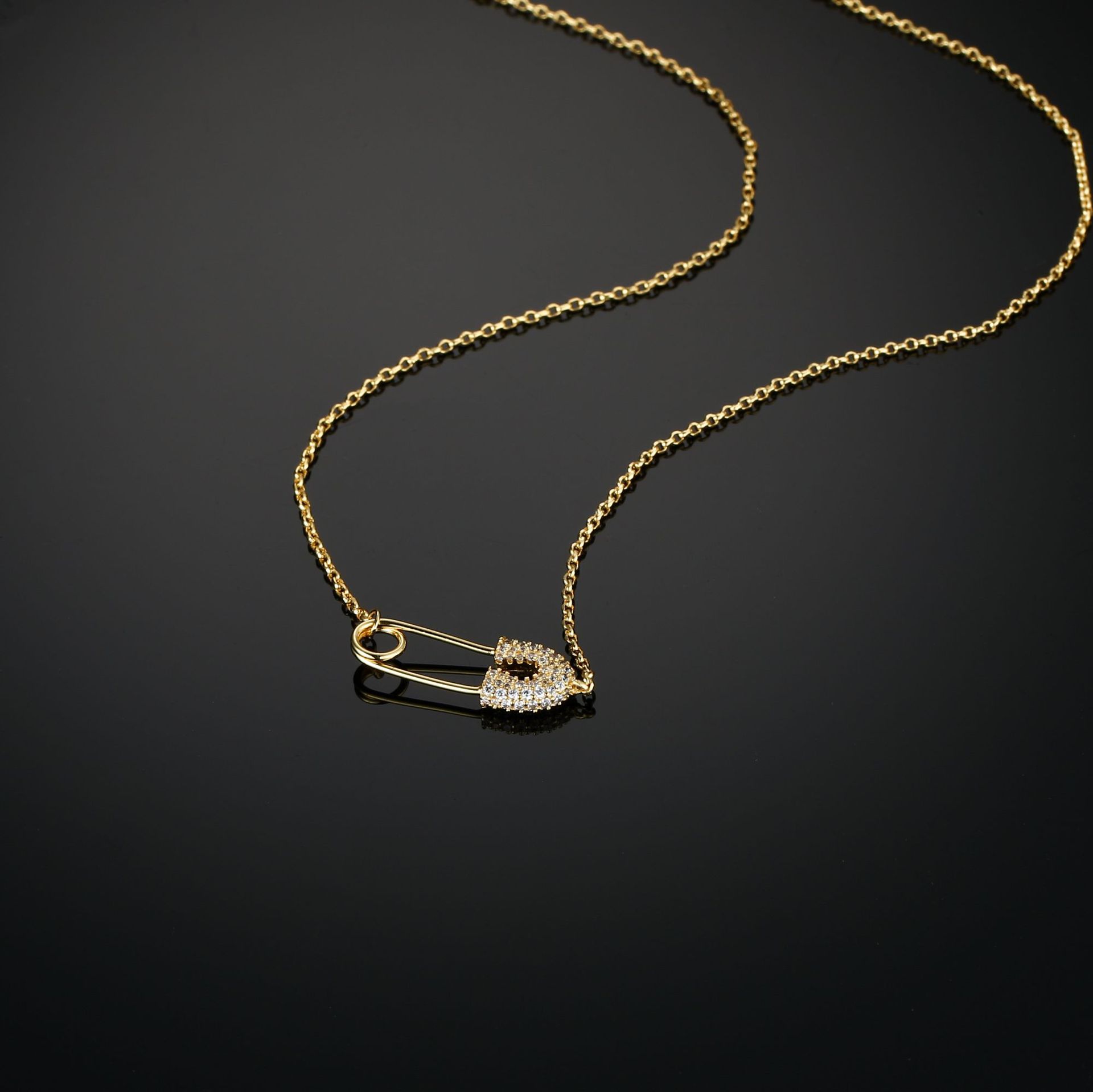 欧美新款别针项链小众设计感吊坠毛衣链日系镶钻锁骨链女