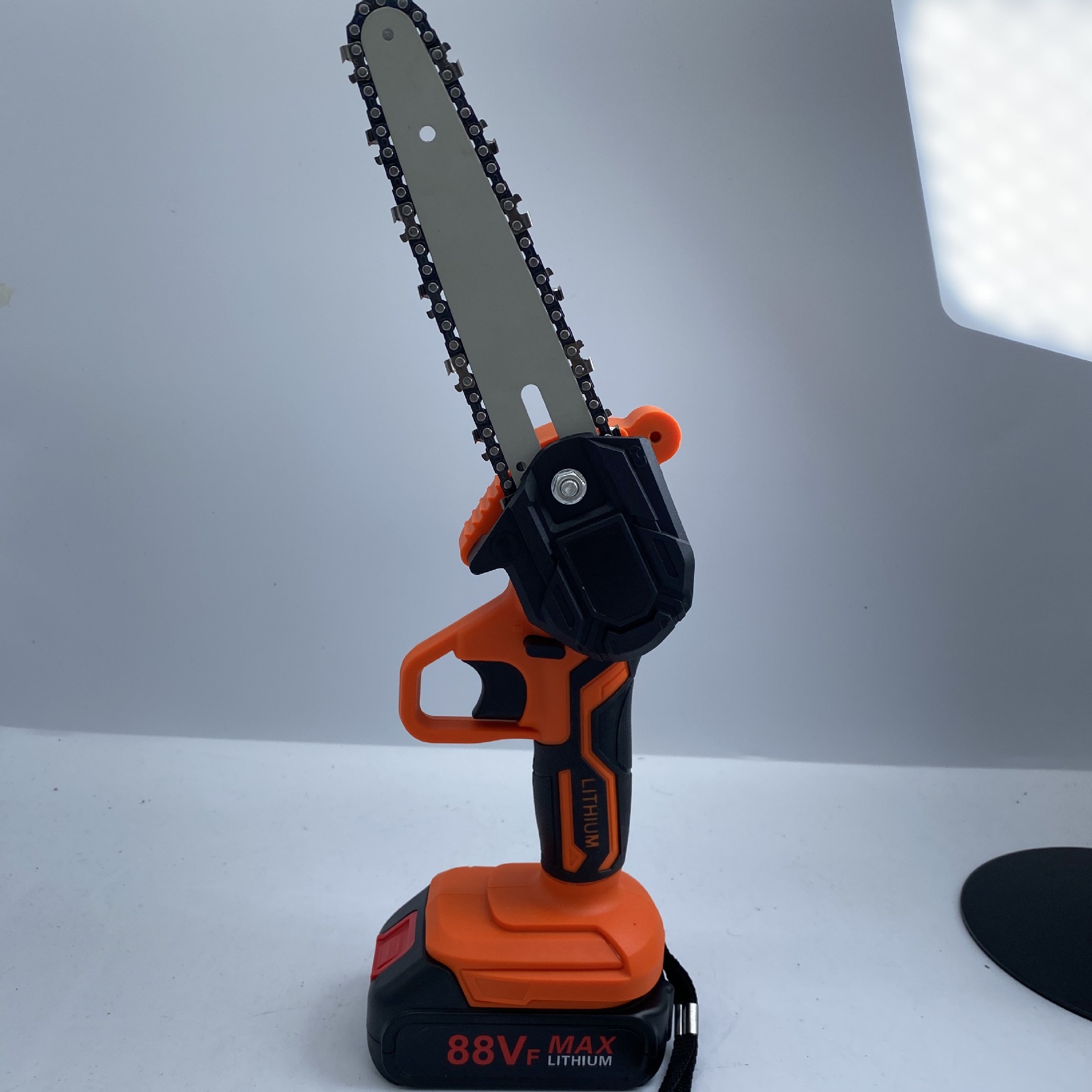 6寸迷你锯电锯家用小型手持锯充电式锂电手电锯户外伐木锯木神器