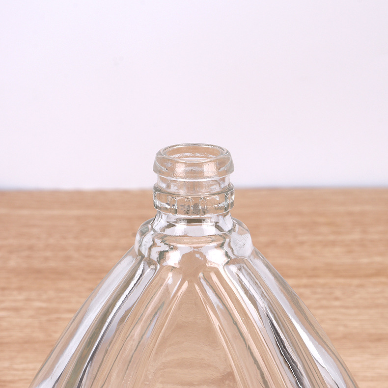 100ml白酒瓶 家用分装瓶 药酒瓶 带盖空酒瓶试饮装小酒瓶透明玻璃