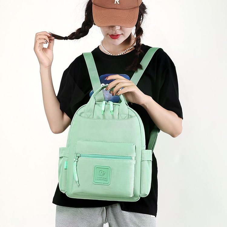 博卜 正品双肩背防泼水女包大容量户外旅行 工厂直发特价包包