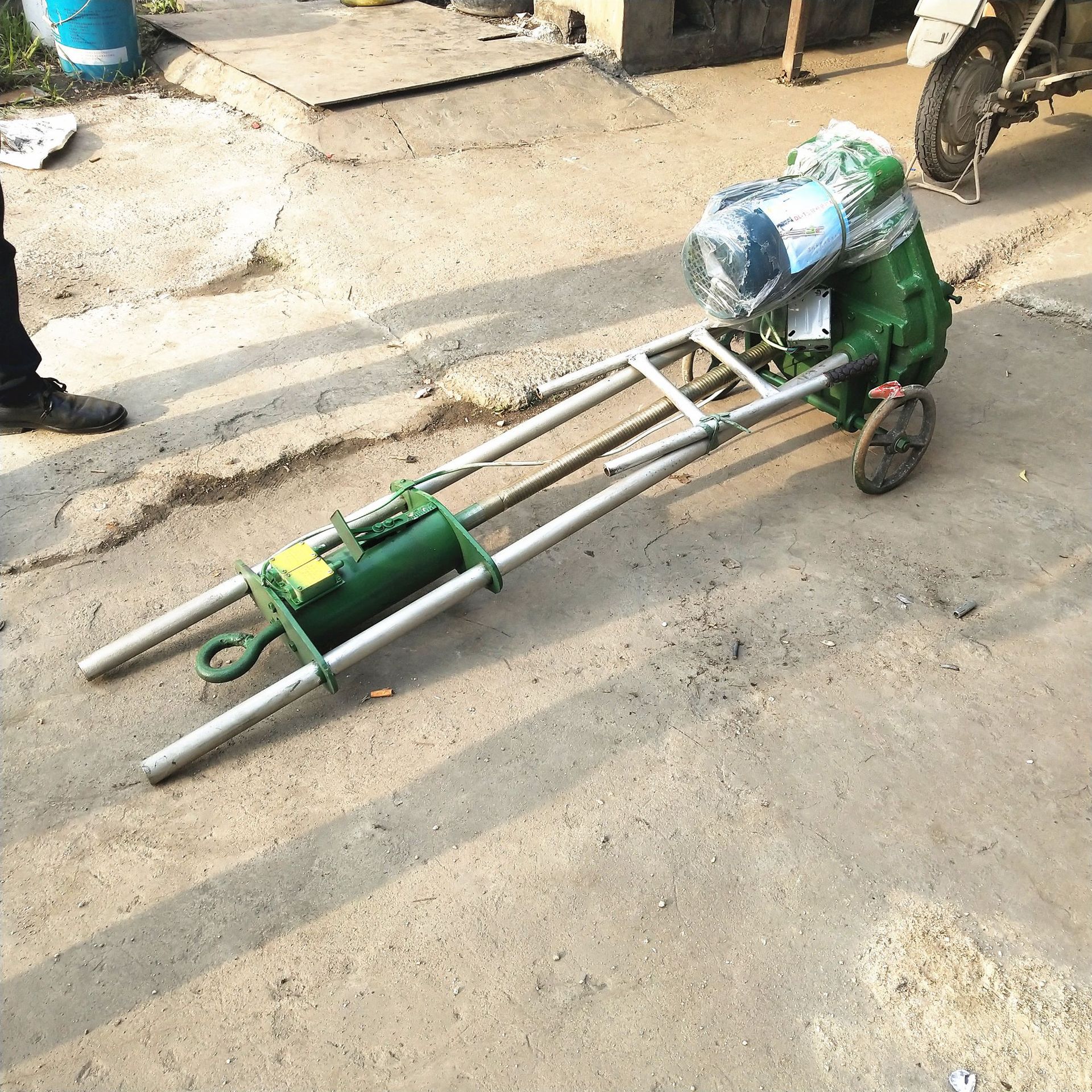 预应力混凝土圆孔楼板拉筋机 冷拔丝张拉机 钢筋涨张拉机