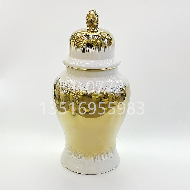 European-Style Electroplated Gold Ceramic Hat-Covered Jar Vase Decoration Light Luxury Crafts Model Room Soft Decoration Entrance Decoration