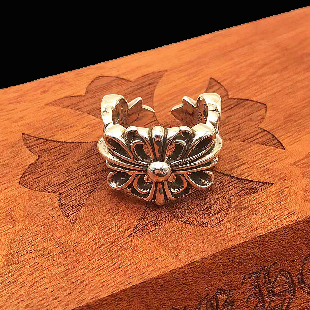 ch潮牌古风克罗心戒指男女经典款开口十字花十字架复古朋克嘻哈