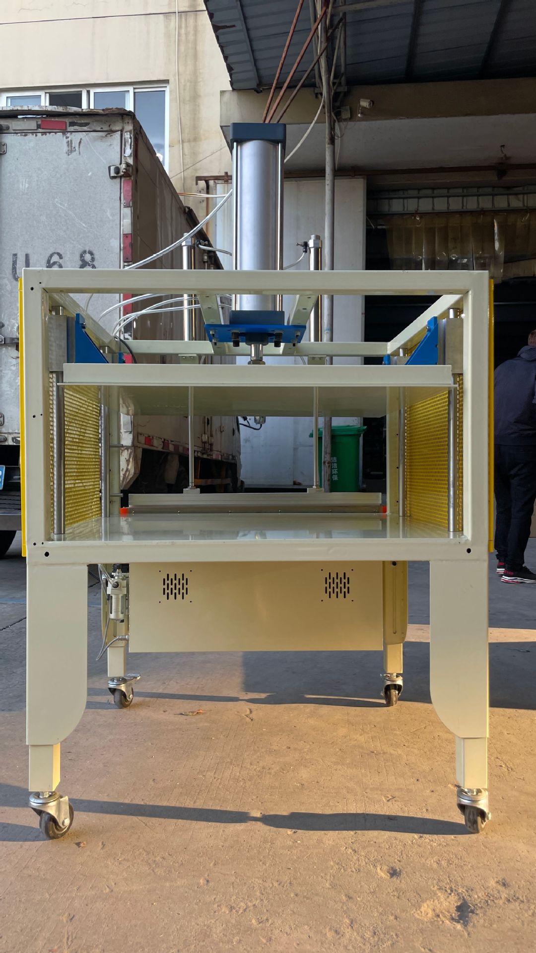 棉被压缩包装机