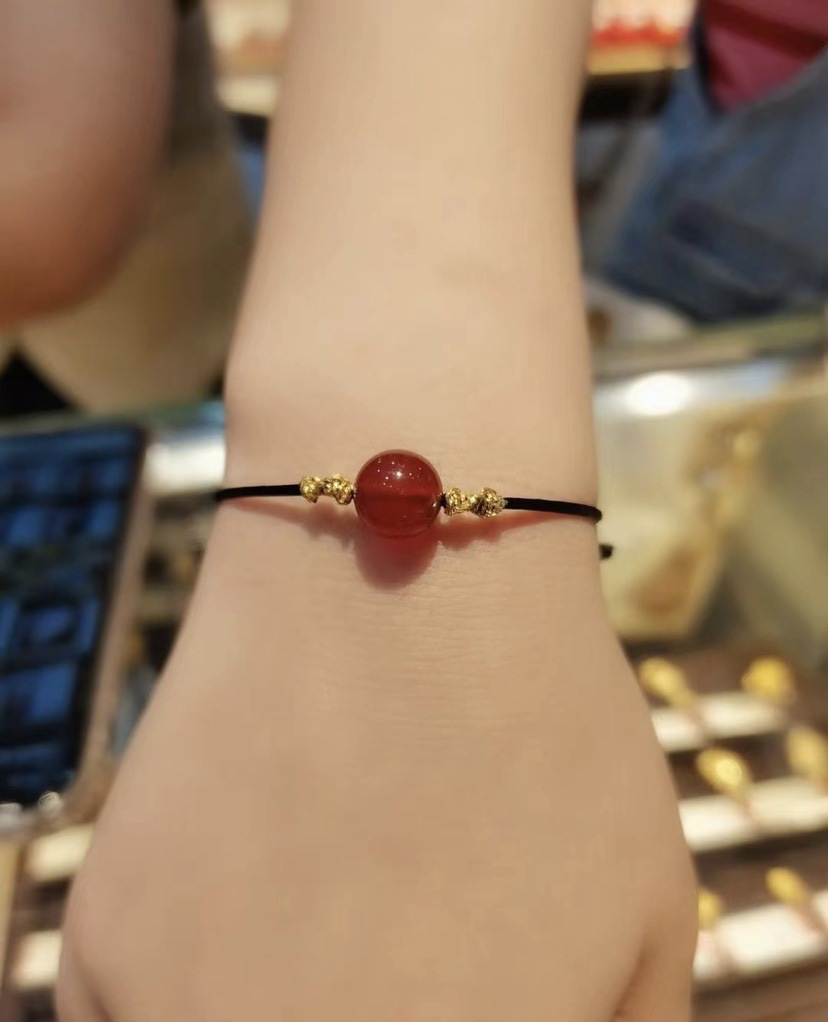 天然红玛瑙项链吊坠女红豆手链珠子锁骨链网红相思豆转运装饰手链