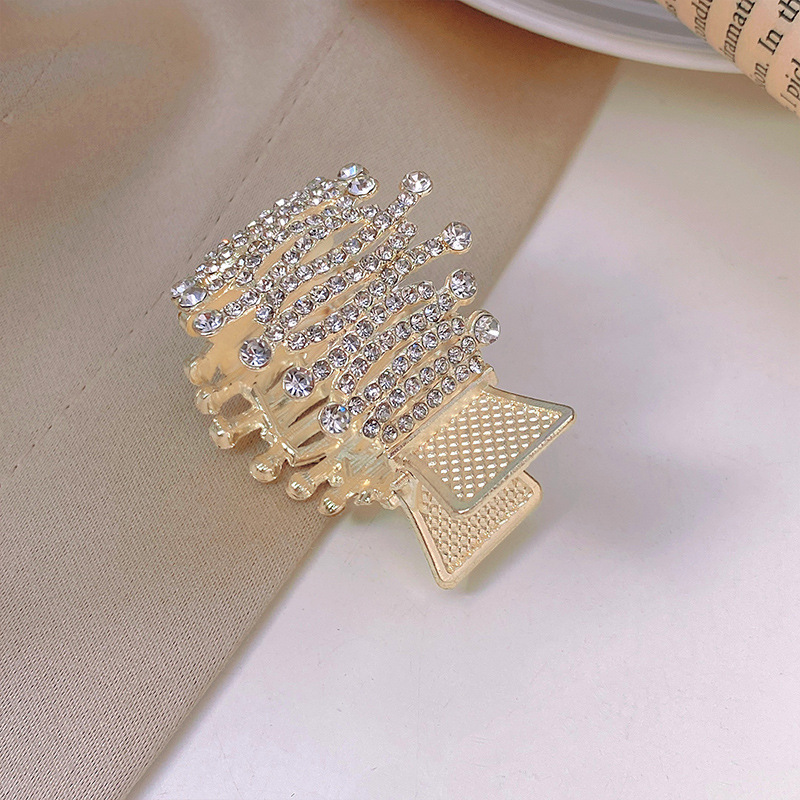 High Ponytail Fixed Gadget Rhinestone Hair Claws Pearl Barrettes Head Accessories Hairpin Female Shark Clip Bun Hair Ornament