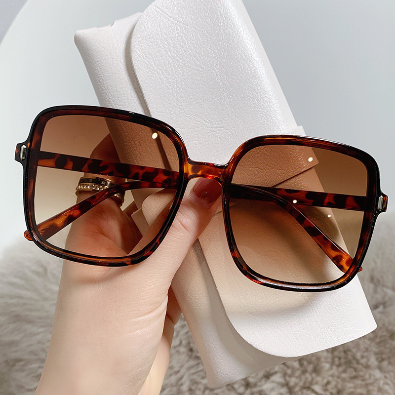 Mi Nail Square Sunglasses Gradient Color 2023 New Sunglasses Women's Trend UV Protection Vintage Sunglasses