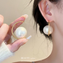 银针法式轻奢大珍珠C形耳钉时尚个性设计感耳环小众简约复古耳饰
