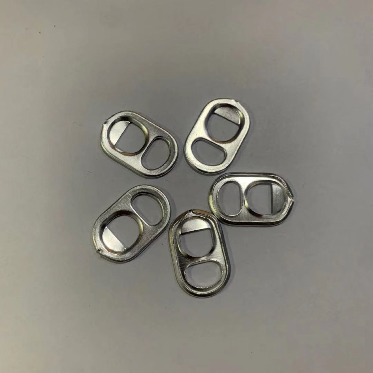 工厂大量供应易拉罐盖拉环 铝质易拉环