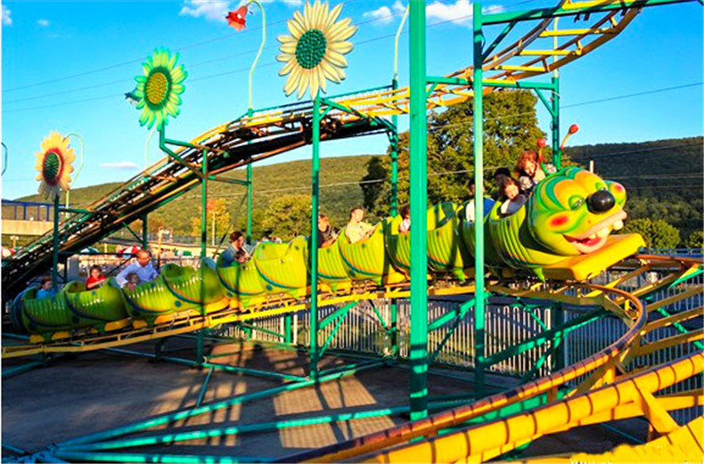 大型户外儿童轨道青虫滑车公园景区广场果虫立环跑车游乐设施厂家