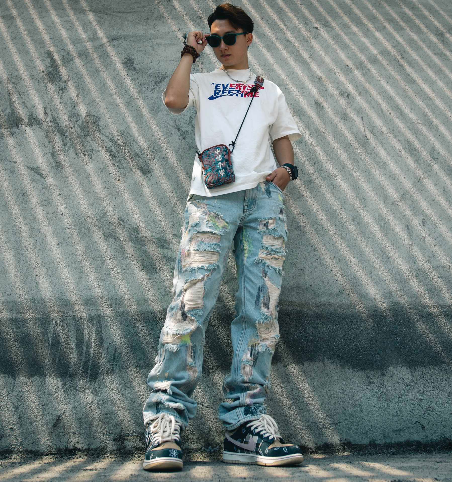 陈冠希同款破洞嘻哈牛仔长裤高街潮牌ins男女同款宽松直筒