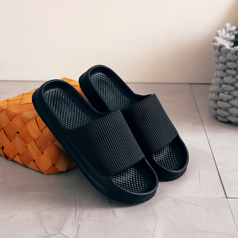 Slip-on Summer Slippers for Women Home Non-Slip Bathroom Bath Couple Thick Bottom Home Men's Sandals Summer Outdoor Wear