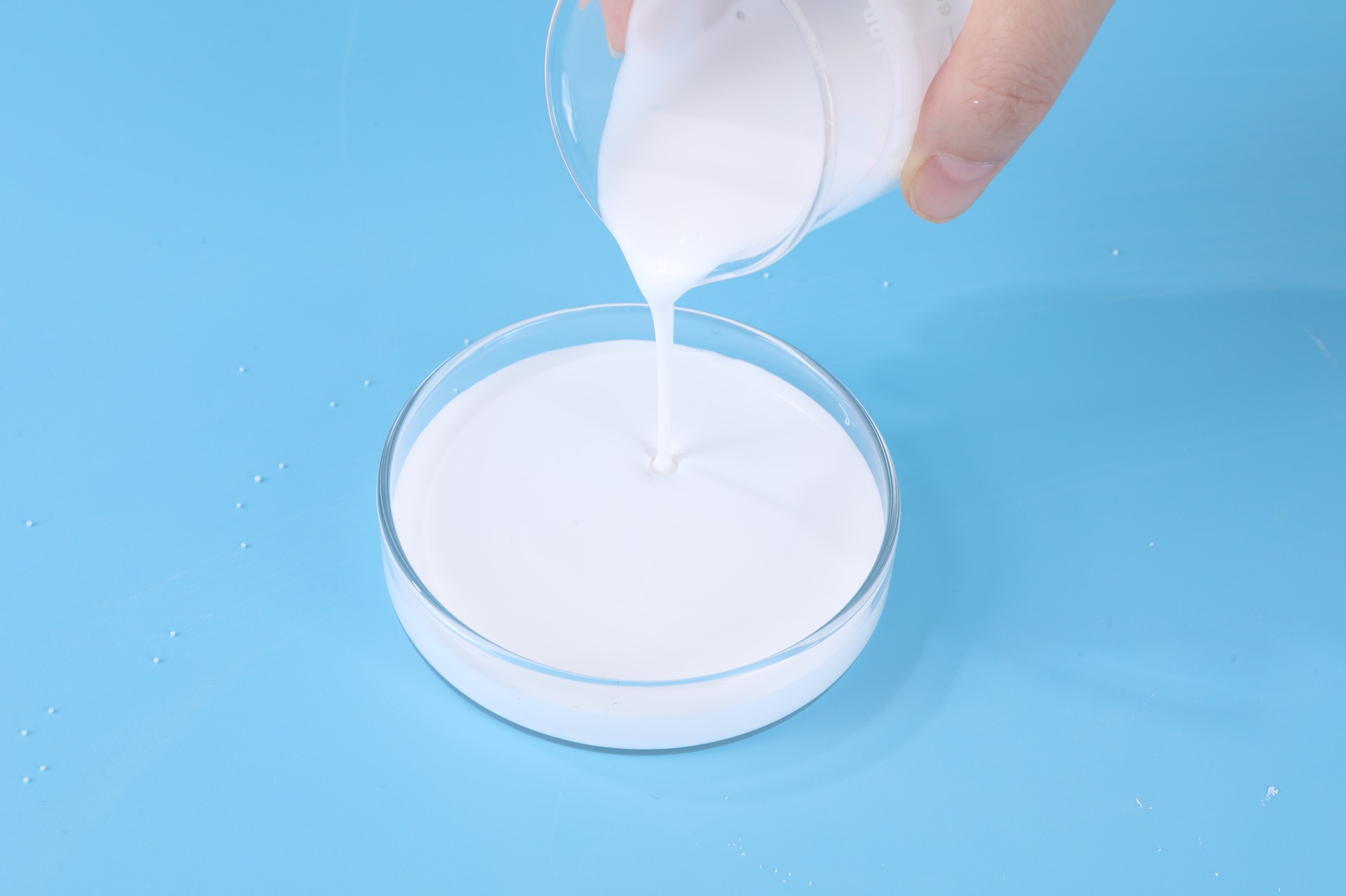 厂家供应水性硬脂酸钙 脱膜剂 硬脂酸钙乳液