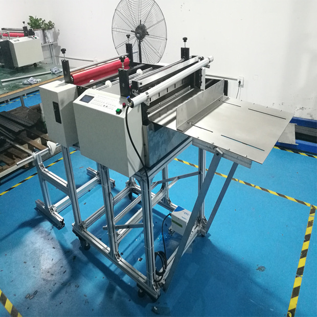 厂家无纺布分切机 pvc包装膜剪膜机 皮革切割机 全自动电脑裁切