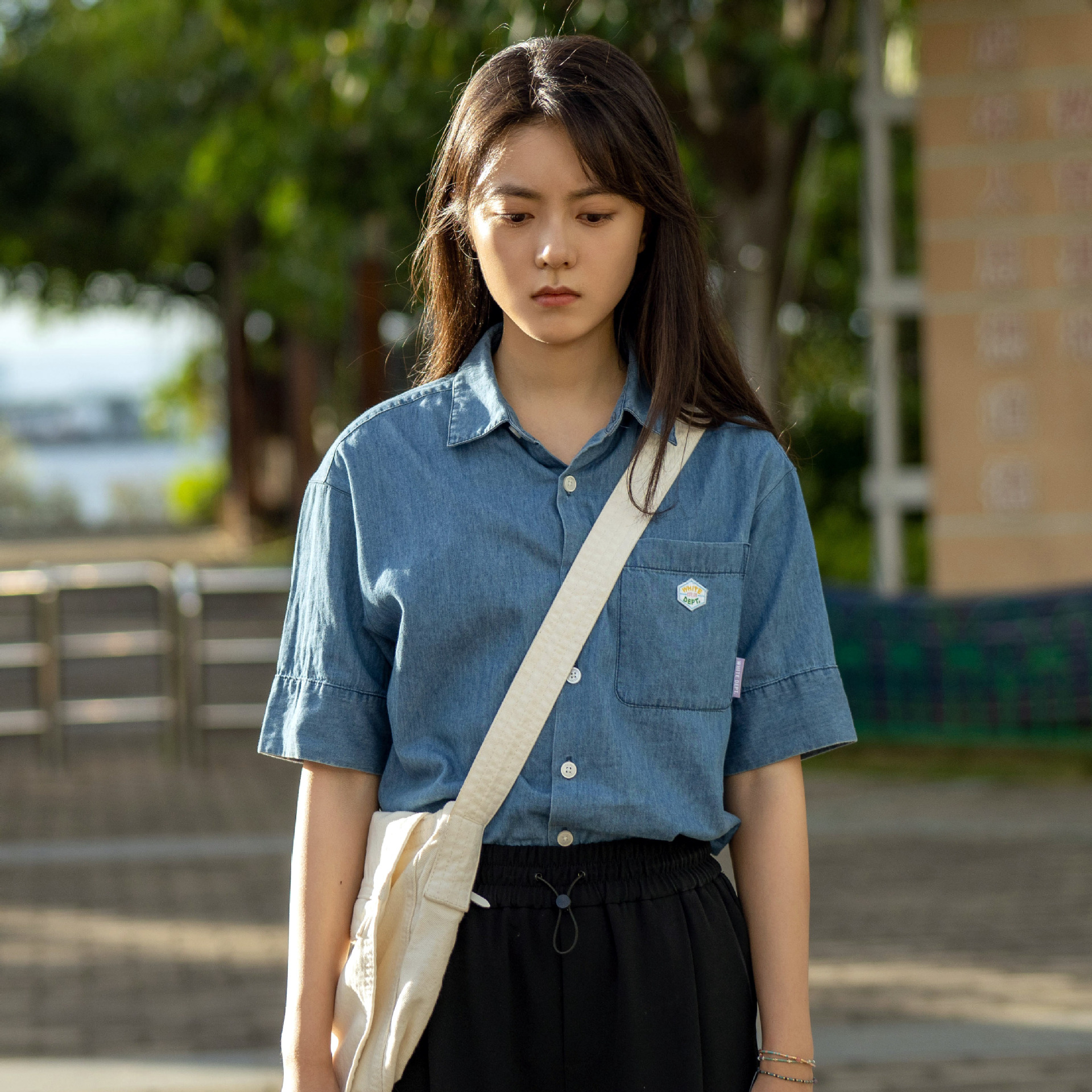 现货李诗情赵今麦同款衣服蓝色短袖牛仔衬衫上衣黑色休闲裤子女潮