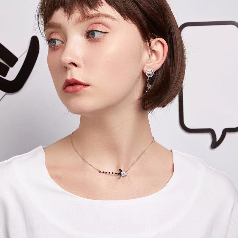 冷场的小鸟乌鸦项链女小众轻奢高级感设计款锁骨链网红礼物直播款