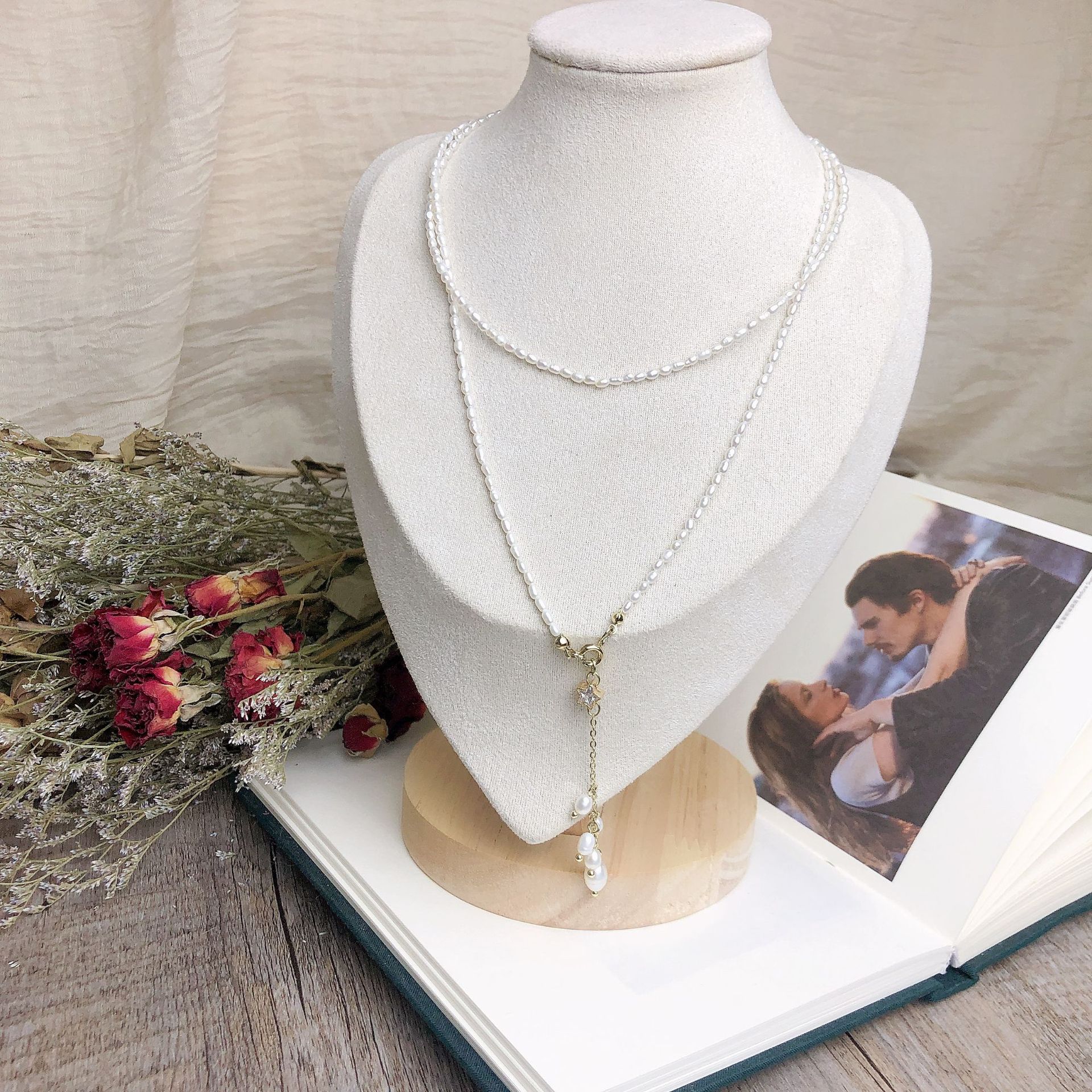 多坠珍珠项链图片