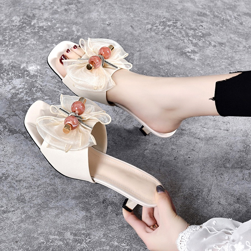 真皮细跟凉拖女夏外穿2024年夏季新款时尚仙女风外出中跟女式拖鞋